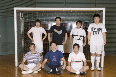 【上段:左→右】■はいじぃさん 164cm/Mサイズ着用 ■山本吉貴さん 178cm/Mサイズ着用■森田あつきさん(スパークスタート) 165cm/Sサイズ着用■福島善成 さん(ガリットチュウ) 175cm/Lサイズ着用【下段:左→右】■ですよ。さん 170cm/Mサイズ着用 ■林さん(カリカ) 180cm/Lサイズ着用■熊谷さん(ガリットチュウ) 175cm/Mサイズ着用